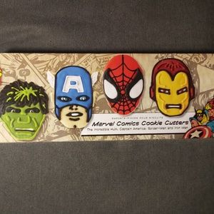 Marvel comics cookie Cutters